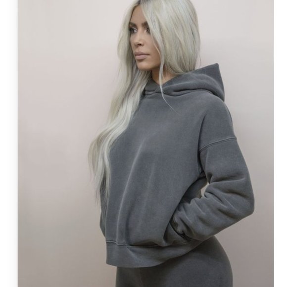 yeezy sweatshirt womens